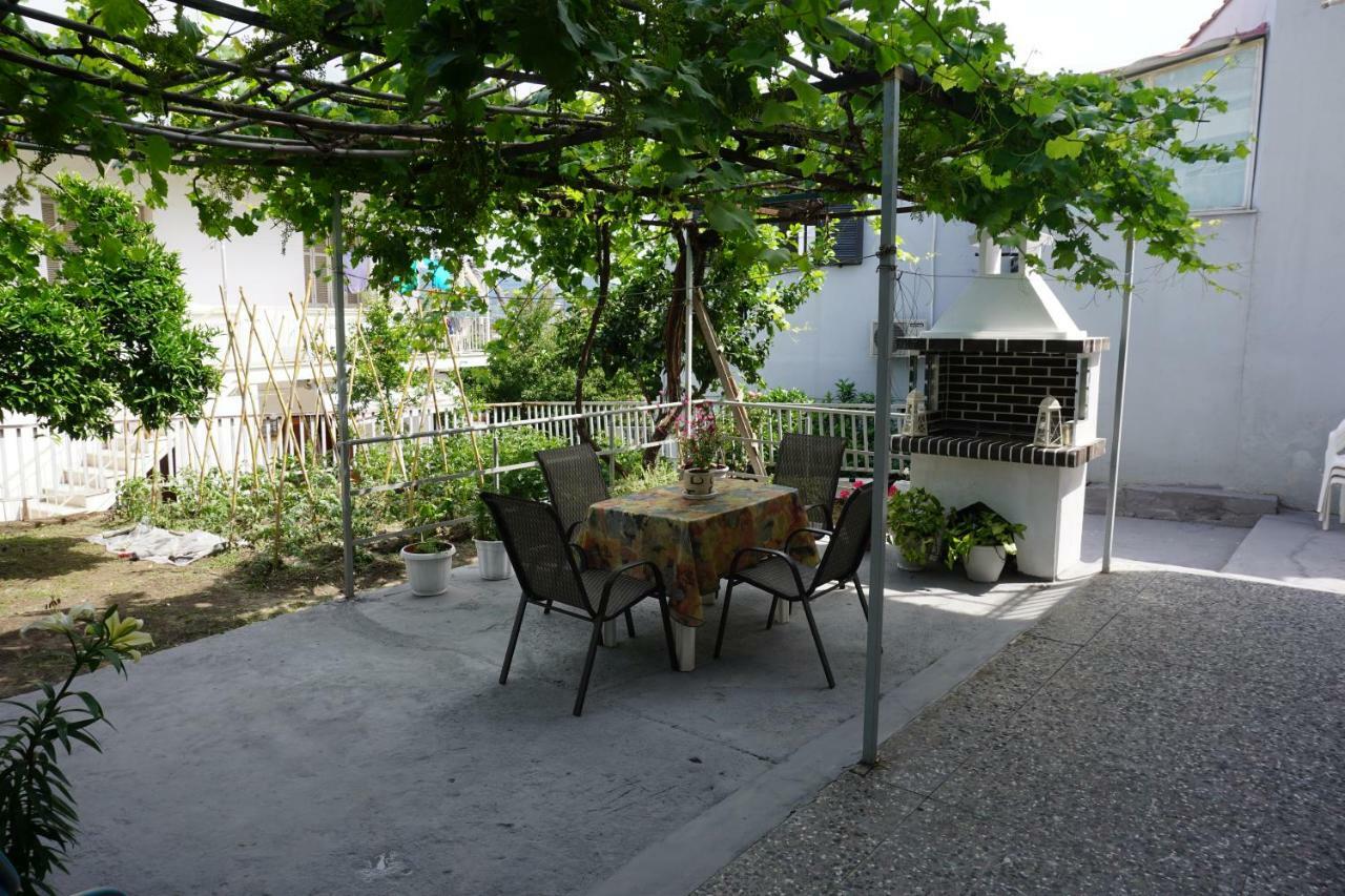 Anastasia' S Guest House نيوس مارماراس المظهر الخارجي الصورة