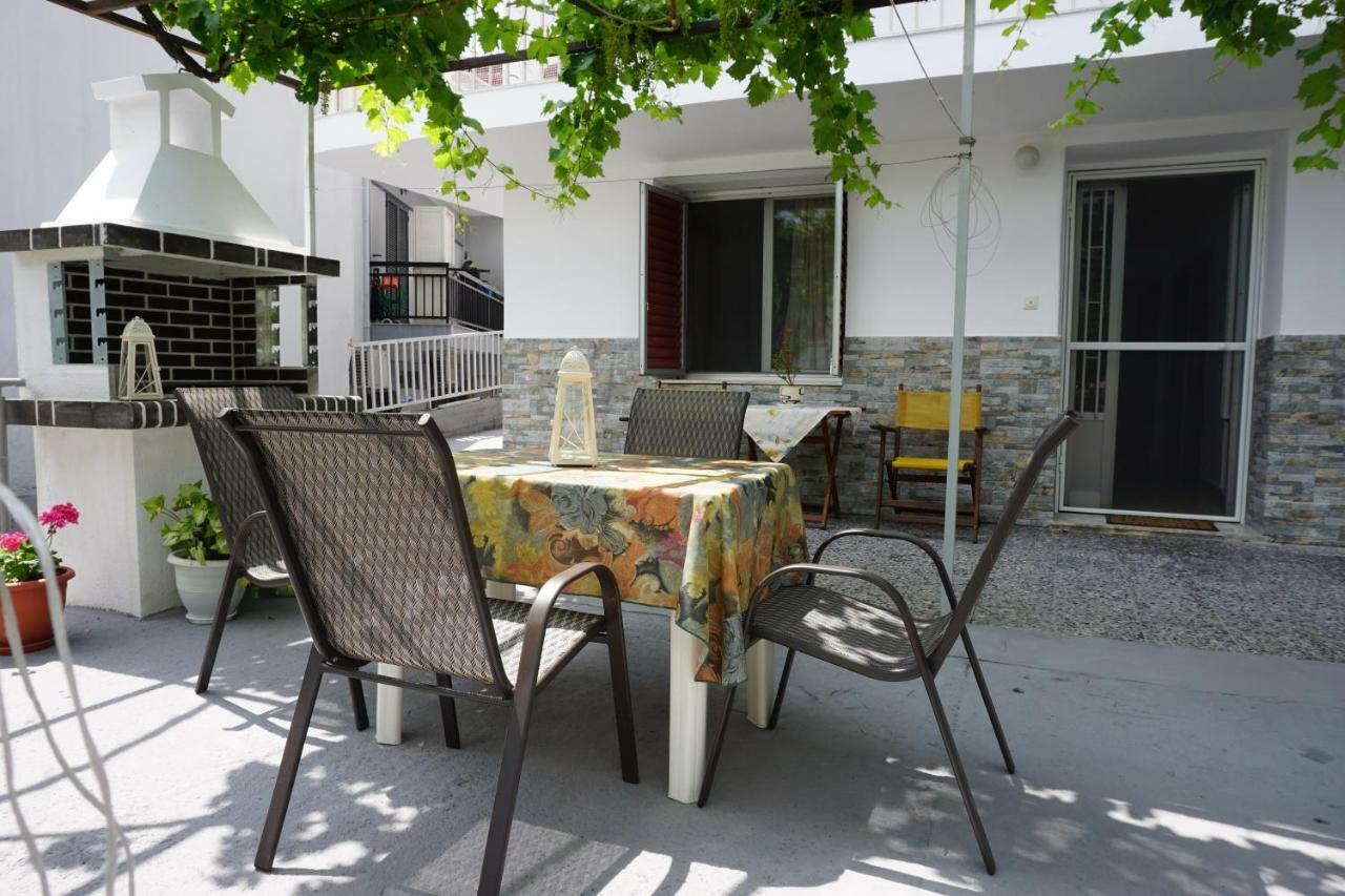 Anastasia' S Guest House نيوس مارماراس المظهر الخارجي الصورة