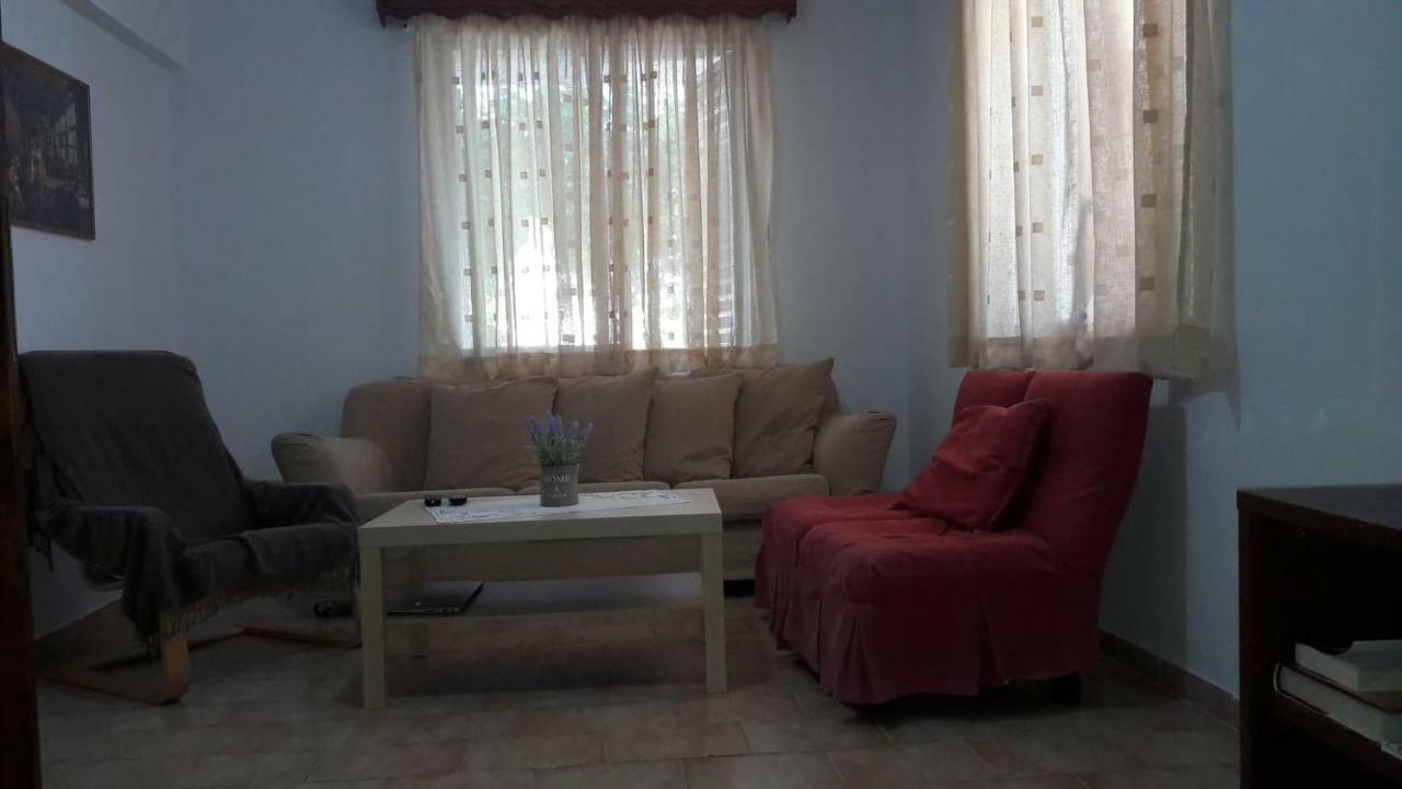 Anastasia' S Guest House نيوس مارماراس المظهر الخارجي الصورة
